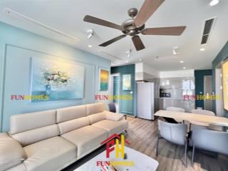 Cho thuê căn hộ vinhomes symphony đầy đủ nội thất, căn góc  tầng cao  view đầm sen thoáng mát