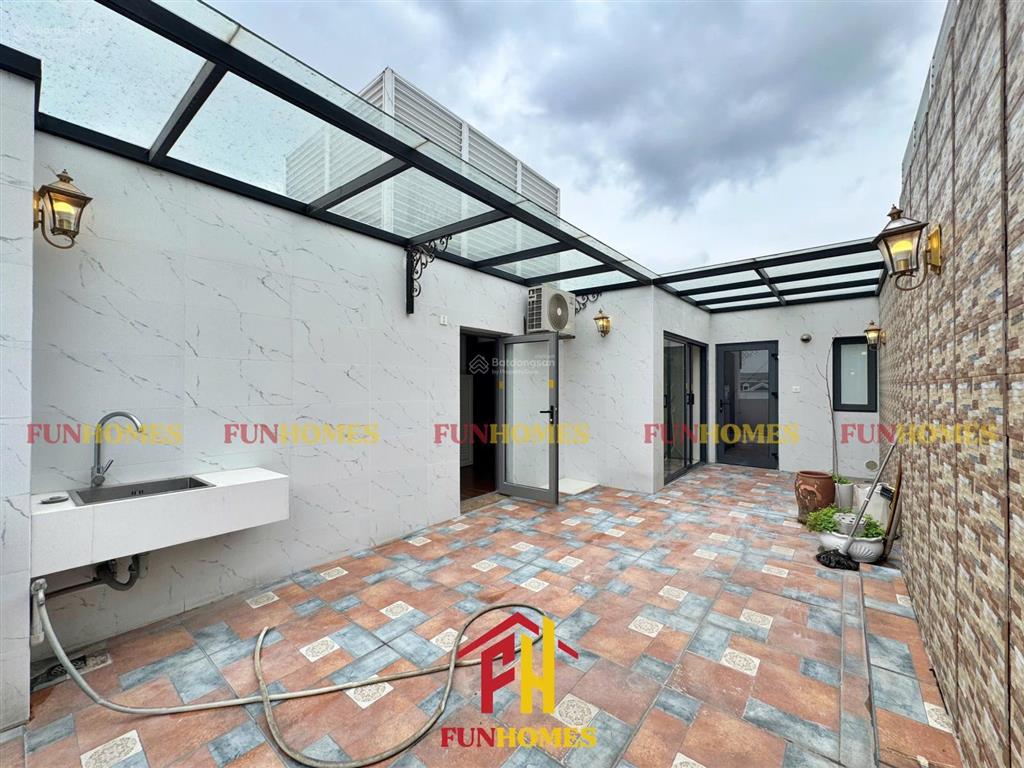 Cho thuê liền kề vinhomes the harmony đầy đủ nội thất tiện nghi, cạnh hồ điều hoà, gần vinschool