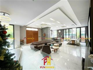 Biệt thự vinhomes riverside cho thuê đầy đủ nội thất hiện đại, có bể bơi riêng