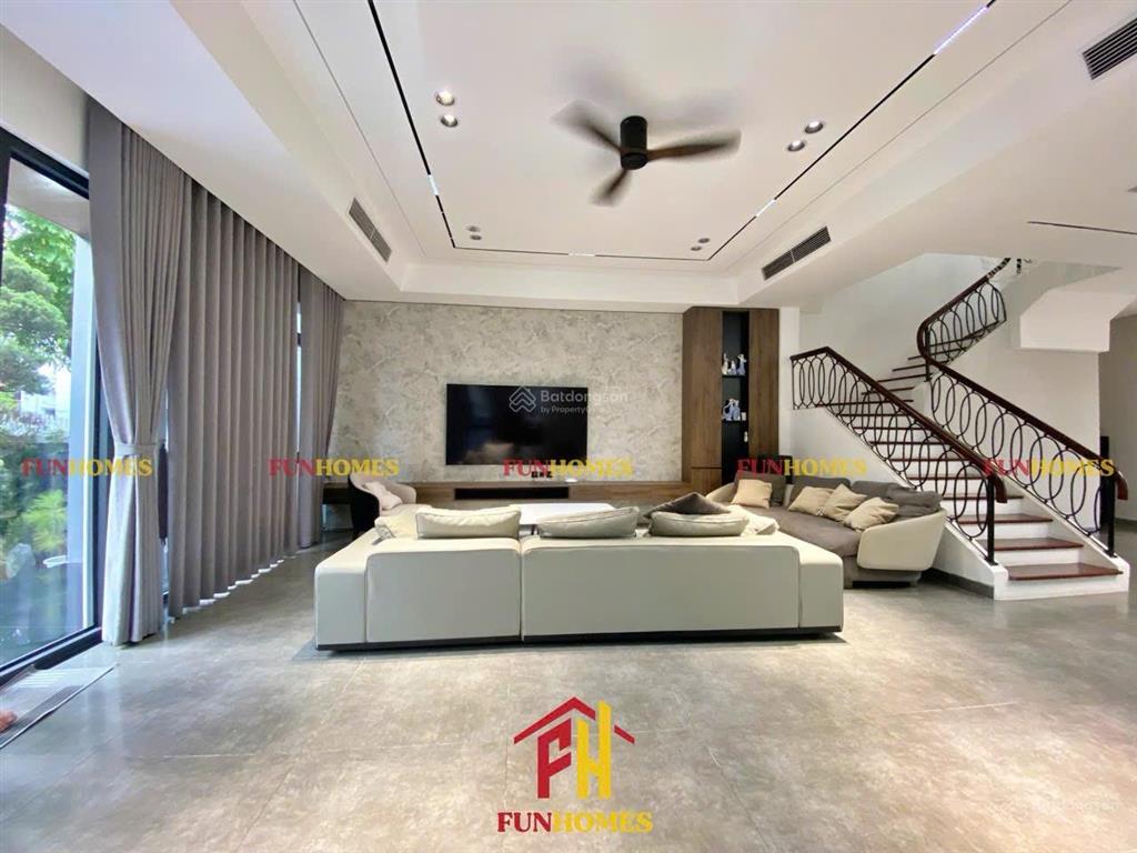 Biệt thự vinhomes riverside cho thuê nội thất hiện đại, nhận nhà ở ngay