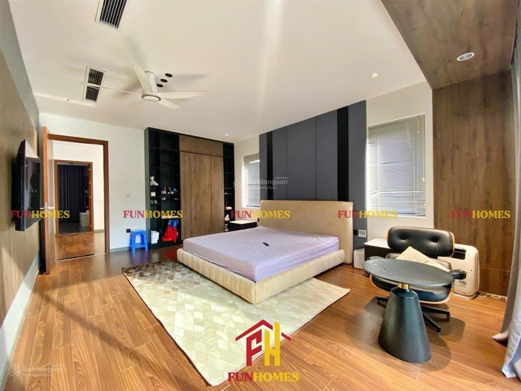 Biệt thự vinhomes riverside cho thuê nội thất hiện đại, nhận nhà ở ngay