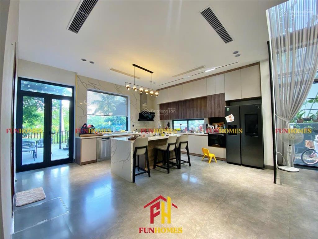 Biệt thự vinhomes riverside cho thuê nội thất hiện đại, nhận nhà ở ngay