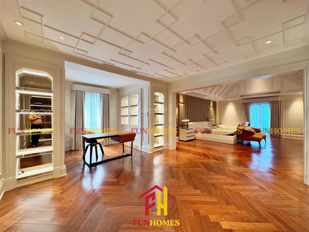 Biệt thự đơn lập vinhomes riverside cho thuê đầy đủ nội thất cao cấp và tiện nghi, nhận nhà ở ngay