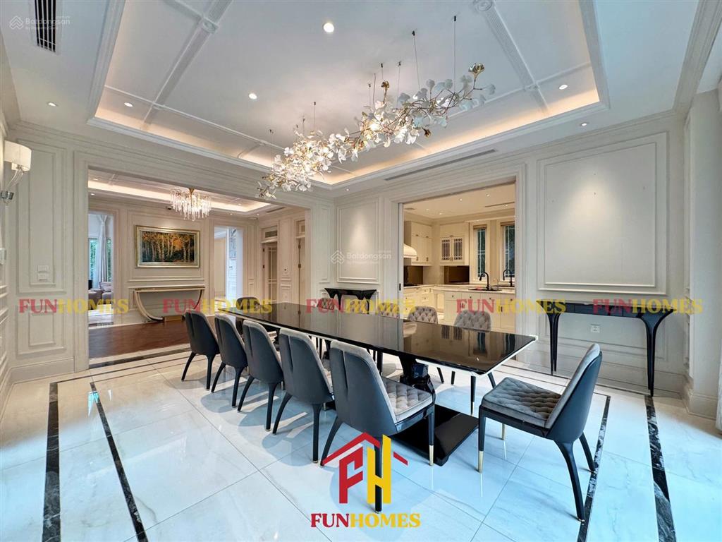 Biệt thự đơn lập vinhomes riverside cho thuê đầy đủ nội thất cao cấp và tiện nghi, nhận nhà ở ngay