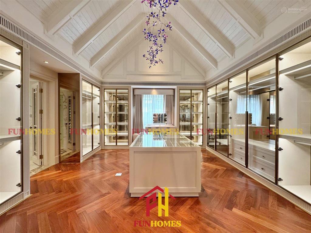 Biệt thự đơn lập vinhomes riverside cho thuê đầy đủ nội thất cao cấp và tiện nghi, nhận nhà ở ngay
