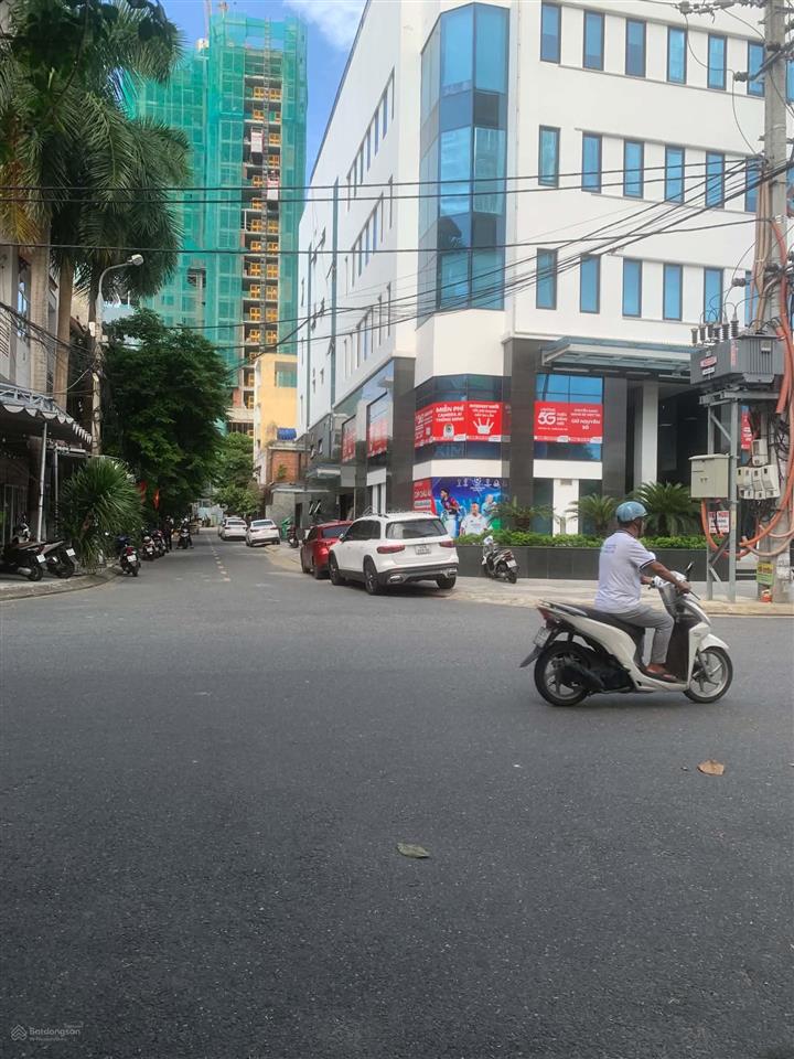 Cần bán mặt tiền đường  hùng vương. hải châu..  đà nẵng.