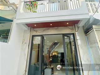 Nhà mới sang trọng hưng phú gần cầu chữ y q8