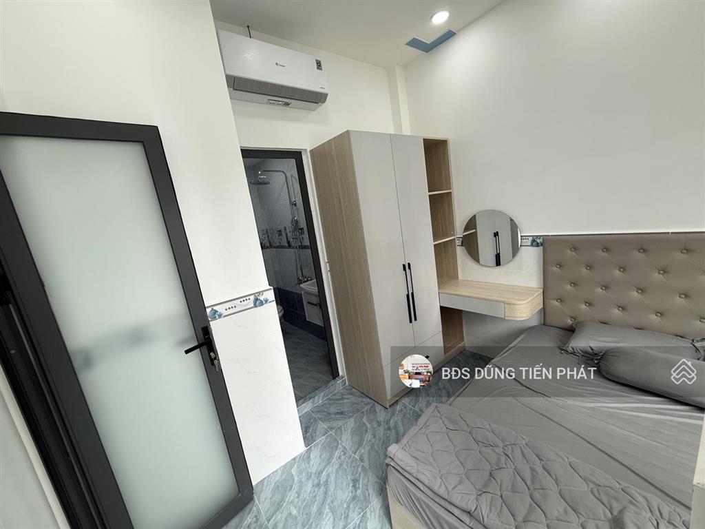 Nhà 2 lầu hẻm thông hưng phú, gần cầu chữ y q8