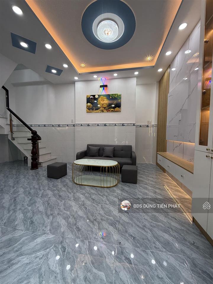 Nhà 2 lầu hẻm thông hưng phú, gần cầu chữ y q8