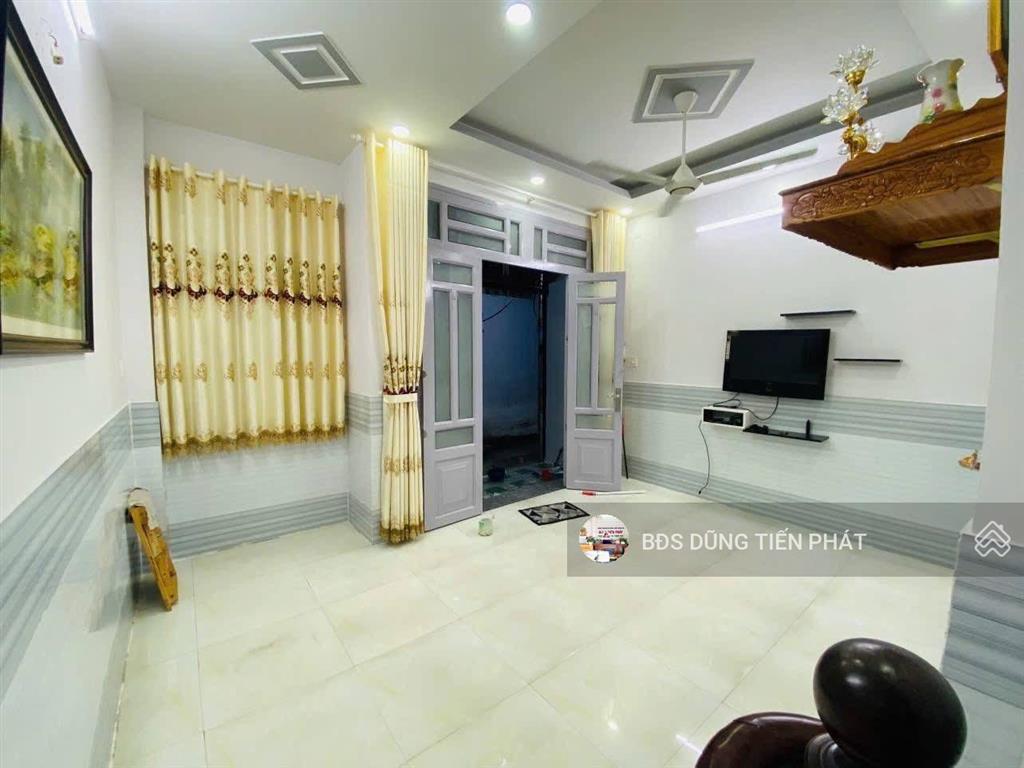 3 tầng vị trí đẹp gần đường bình đông p15 cách mt 20m