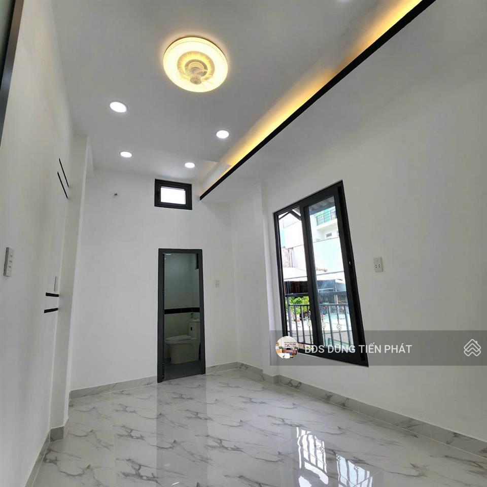 Nhà hẻm thẳng 1 lầu cách mt 20m hưng phú, p8