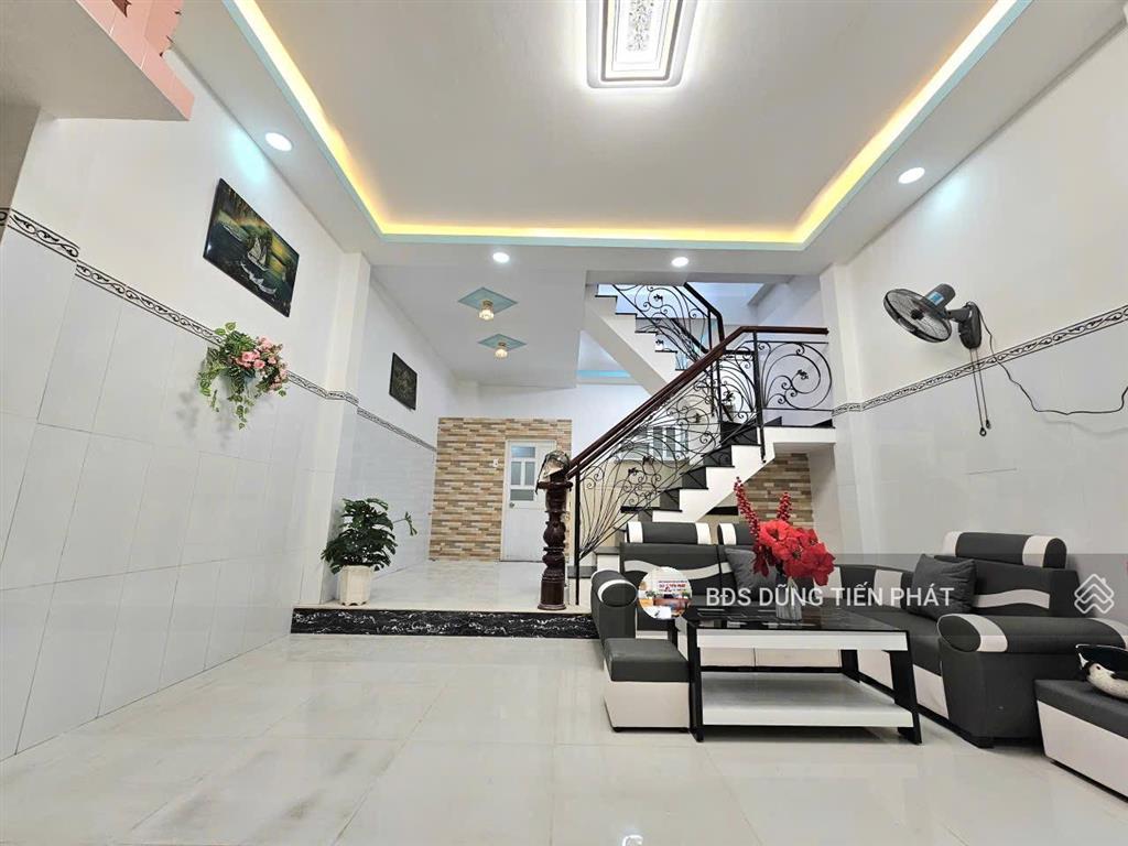 Nhà 1 lầu 9m x 5m phạm thế hiển p5 hiện hữu