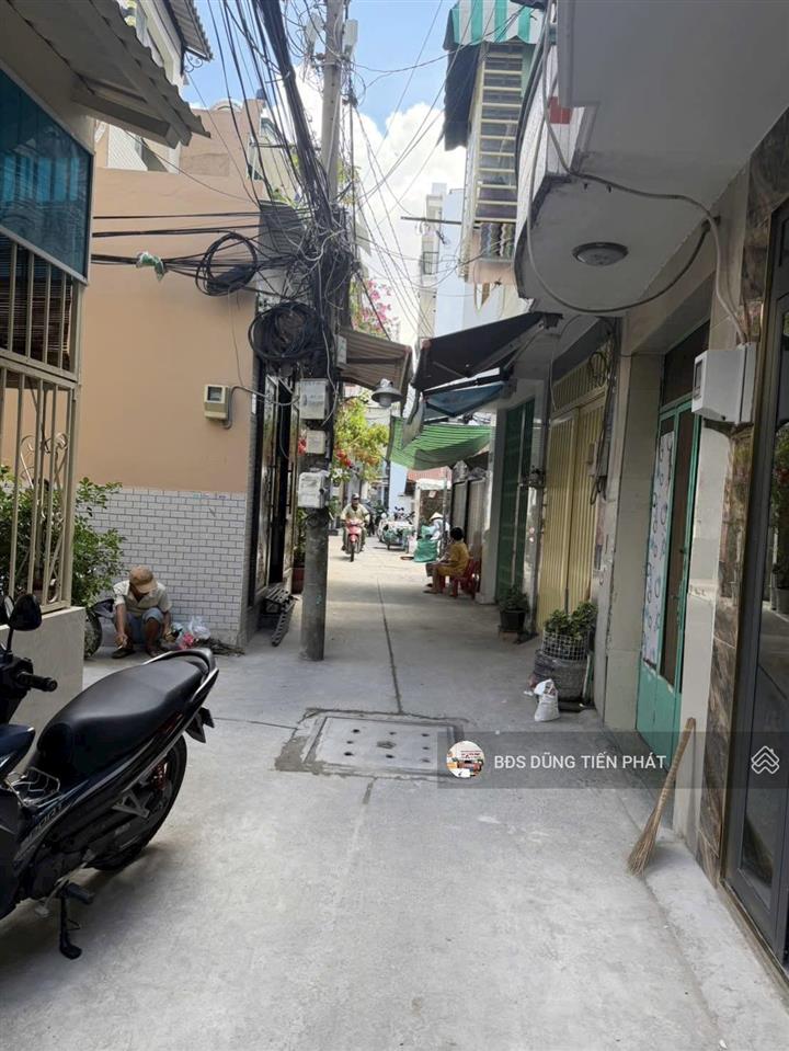 Nhà âu dương lân 2 lầu hiện hữu, giá 3,450 tỷ