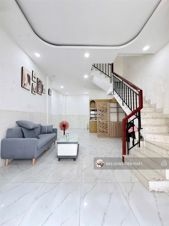 Nhà 1 lầu 4,4m x 8m hẻm 4m âu dương lân p3