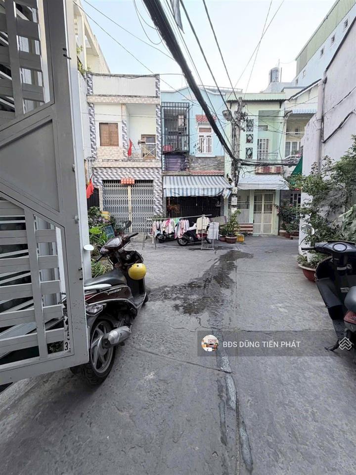 Nhà 1 lầu 4,4m x 8m hẻm 4m âu dương lân p3