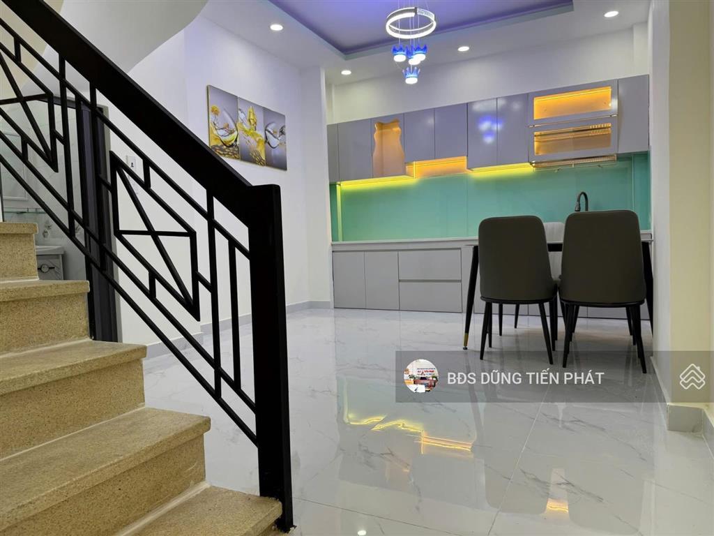 Nhà mới hẻm thông 2 lầu (4 pn) dương bá trạc