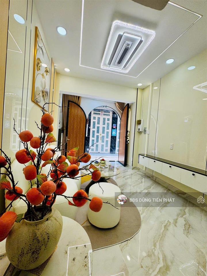 Nhà 2 lầu sân thượng cách mt chỉ 30m dạ nam q8