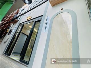 Nhà mới ngang 7,8m x 5m nở hậu 3 pn hưng phú