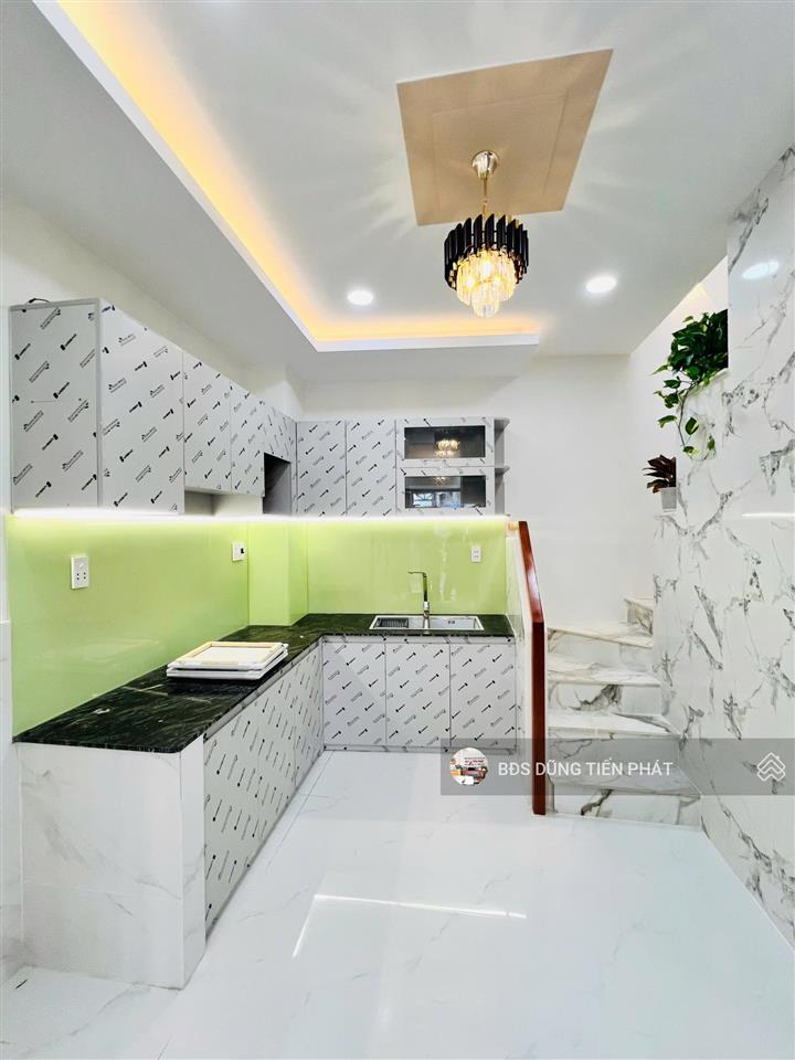 2 lầu sân thượng 4 phòng ngủ nhà mới lưu hữu phước p15
