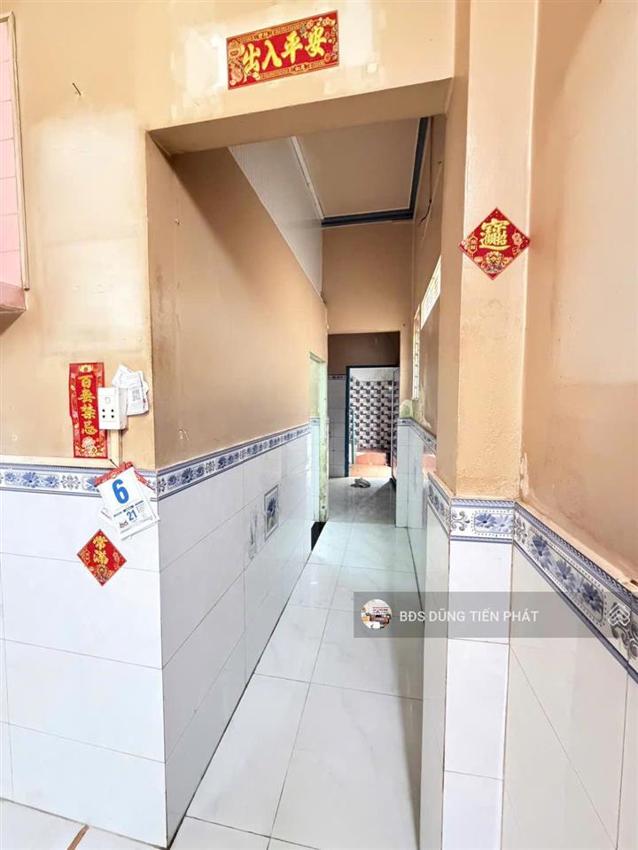 Nhà 1 lầu 2 mt hẻm gần đường tuy lý vương p12