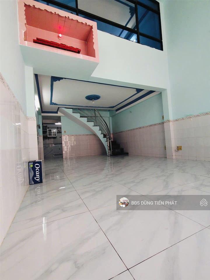 Nhà 4 tầng nở hậu bùi minh trực, dt 4m x 14m