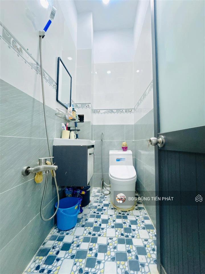 Nhà 4 tầng lê thành phương, p15 (40,5m2)