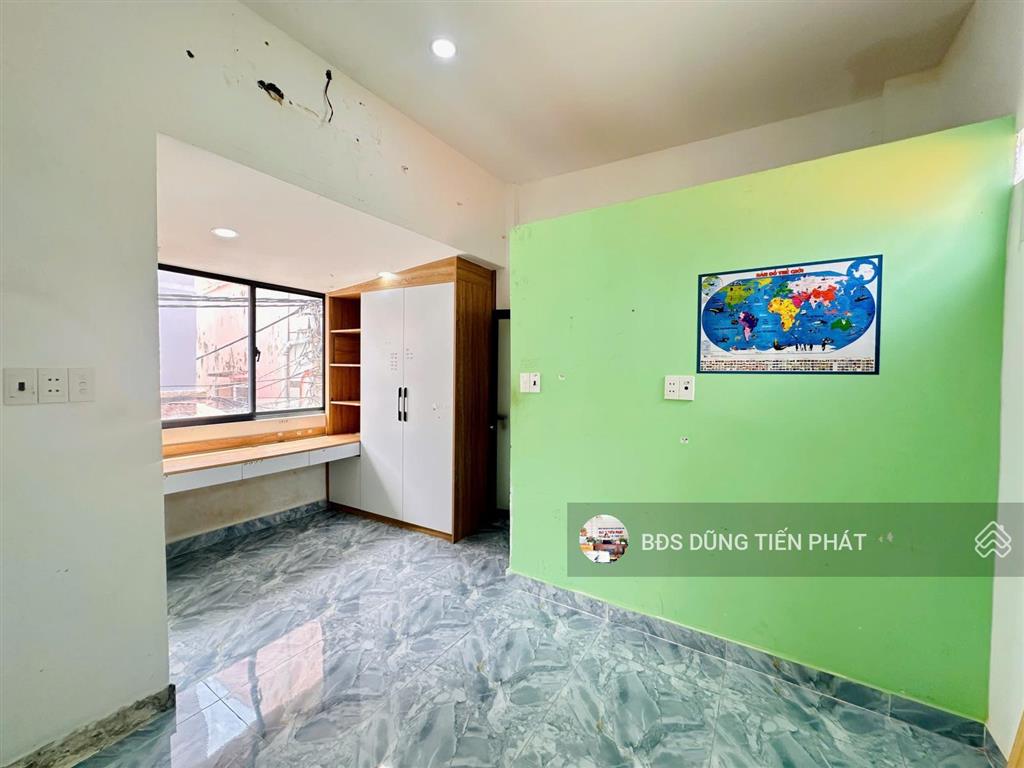 1 lầu bình đông p14 cách mt 50m (3 pn) hiện hữu