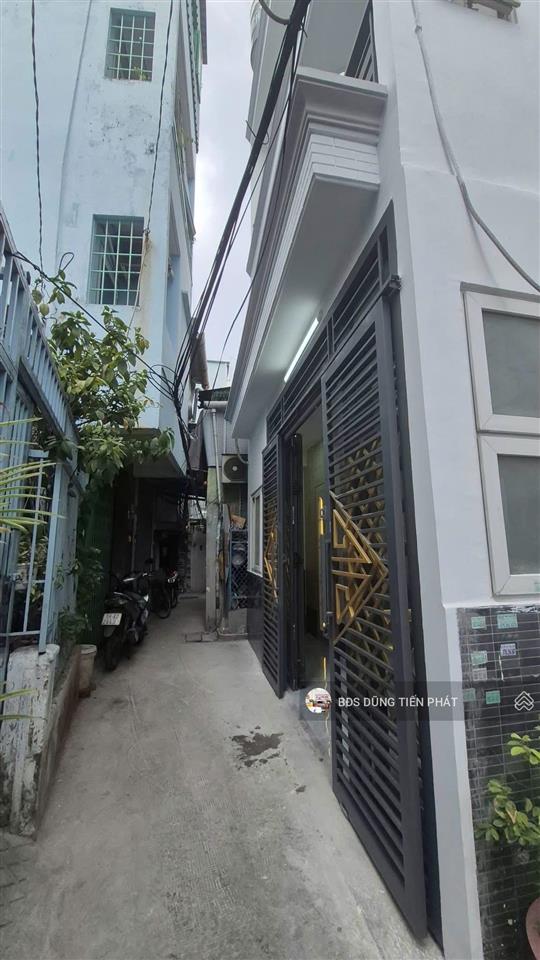 Nhà mới 2 lầu nở hậu nguyễn duy p9 hẻm thông