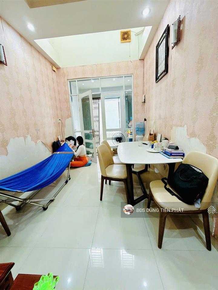 Nhà nở hậu 2 lầu sân thượng bùi minh trực p5