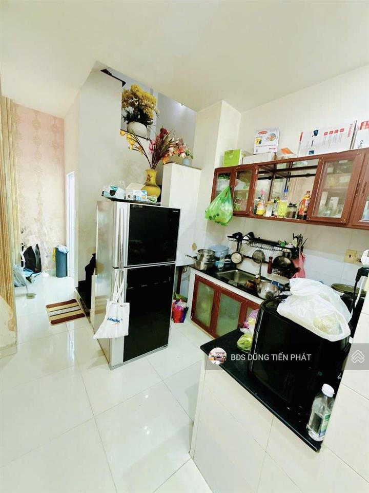 Nhà nở hậu 2 lầu sân thượng bùi minh trực p5