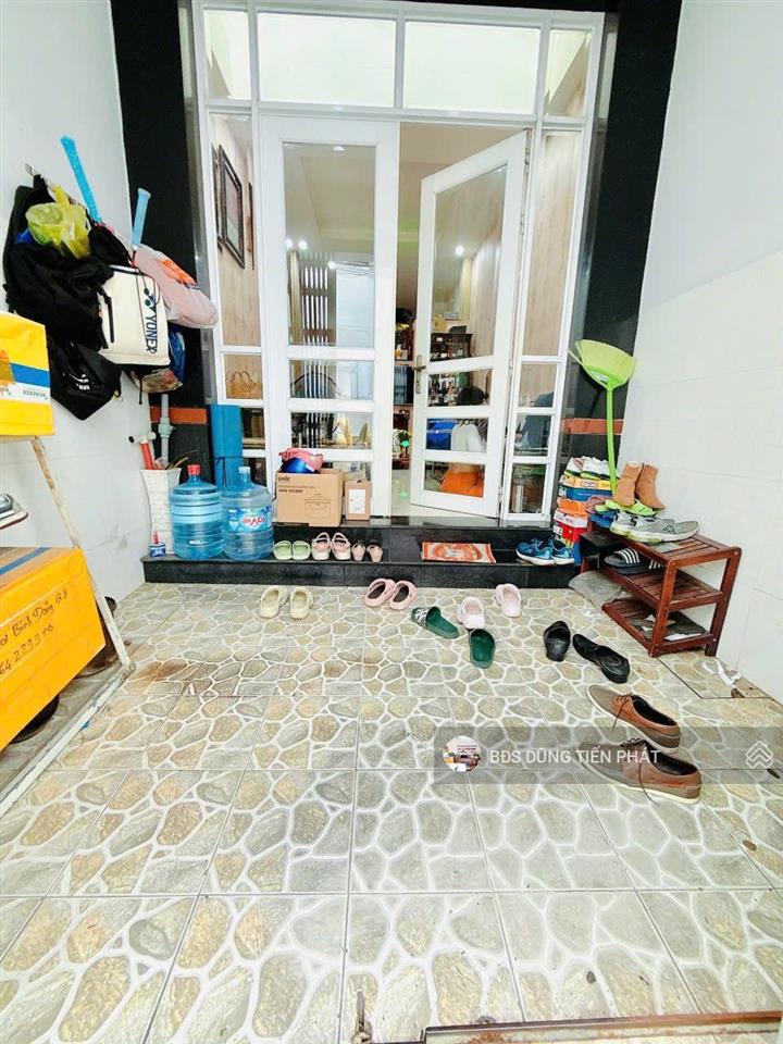 Nhà nở hậu 2 lầu sân thượng bùi minh trực p5