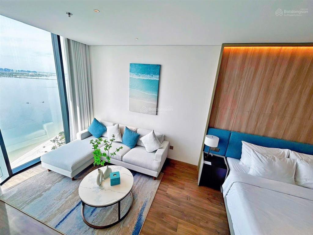 Bán căn hộ khách sạn alacarte hạ long, dt 45,2m2, view đẹp, sổ đỏ