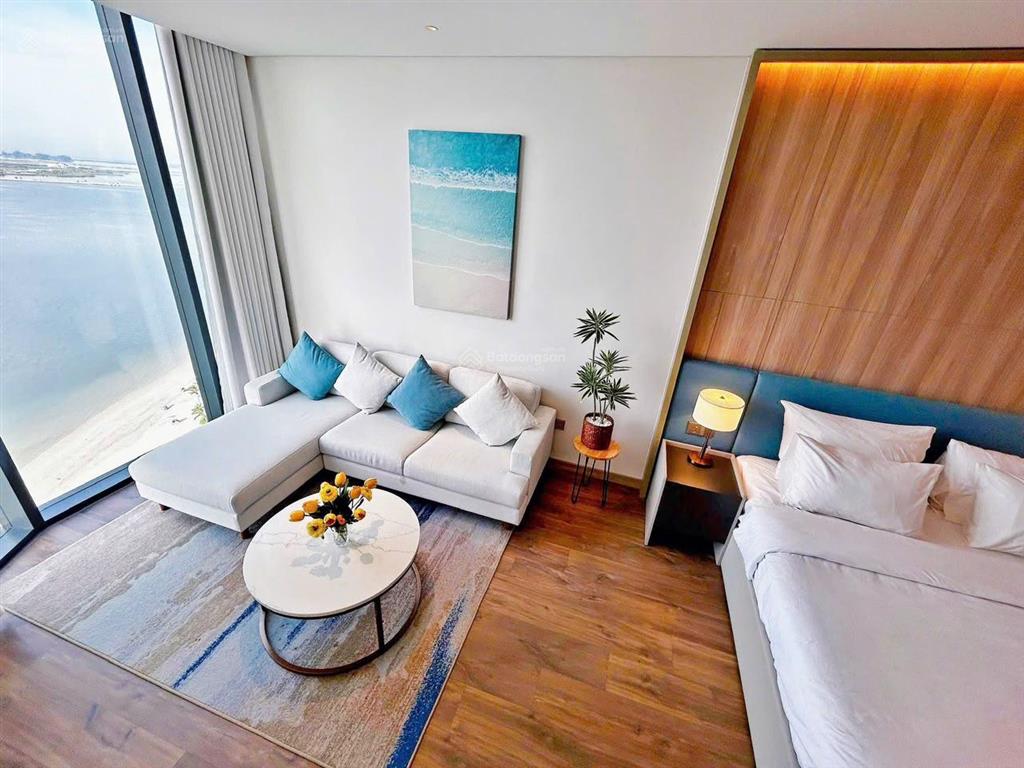 Bán căn hộ khách sạn alacarte hạ long, dt 45,2m2, view đẹp, sổ đỏ