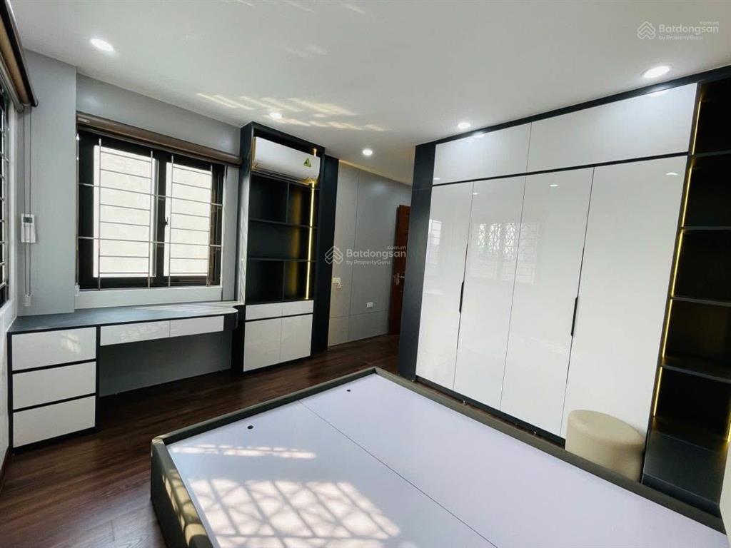 Quá ngon! 10 tỷ hơn, bán nhà phú thượng,tây hồ  46m2 7 tầng thang máygara ô tô 7 chỗ ngõ thông