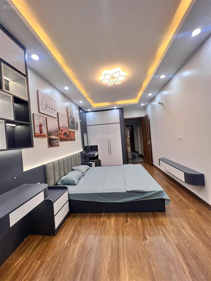 Siêu ngon! hơn 10 tỷ, bán nhà phú thượng, tây hồ  60m2  5 tầng  thang máy  ô tô gần  2 thoáng