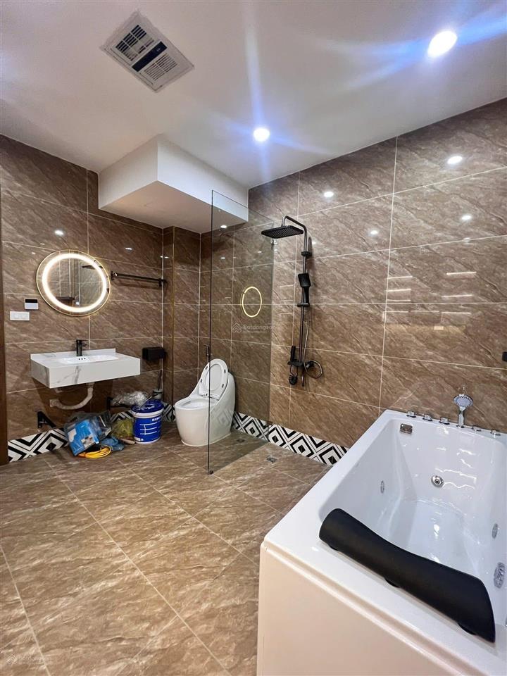 Siêu ngon! hơn 10 tỷ, bán nhà phú thượng, tây hồ  60m2  5 tầng  thang máy  ô tô gần  2 thoáng