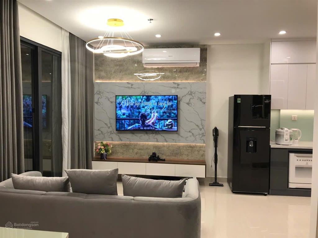 Cho thuê căn chung cư vinsmart city tây mỗ, căn studio full nội thất  6,5 tr/tháng