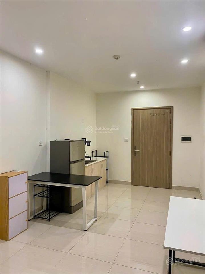 1 tỷ 750 chính chủ bán căn studio  vinhomes smart city  full đồ  view đẹp