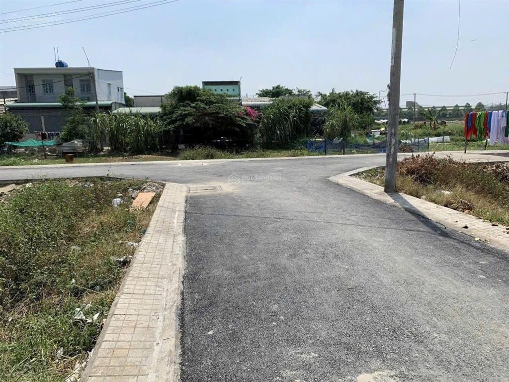 Đất sổ hồng riêng ngay chợ thới hoà/ sát bình tân