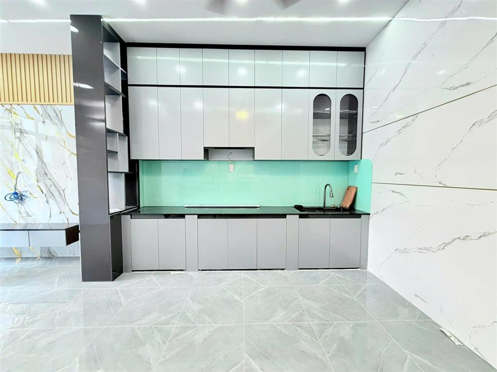 Nhà mới đẹp 2 tầng  shr  đường thông  trung mỹ tây quận 12  chỉ 5.5 tỷ.