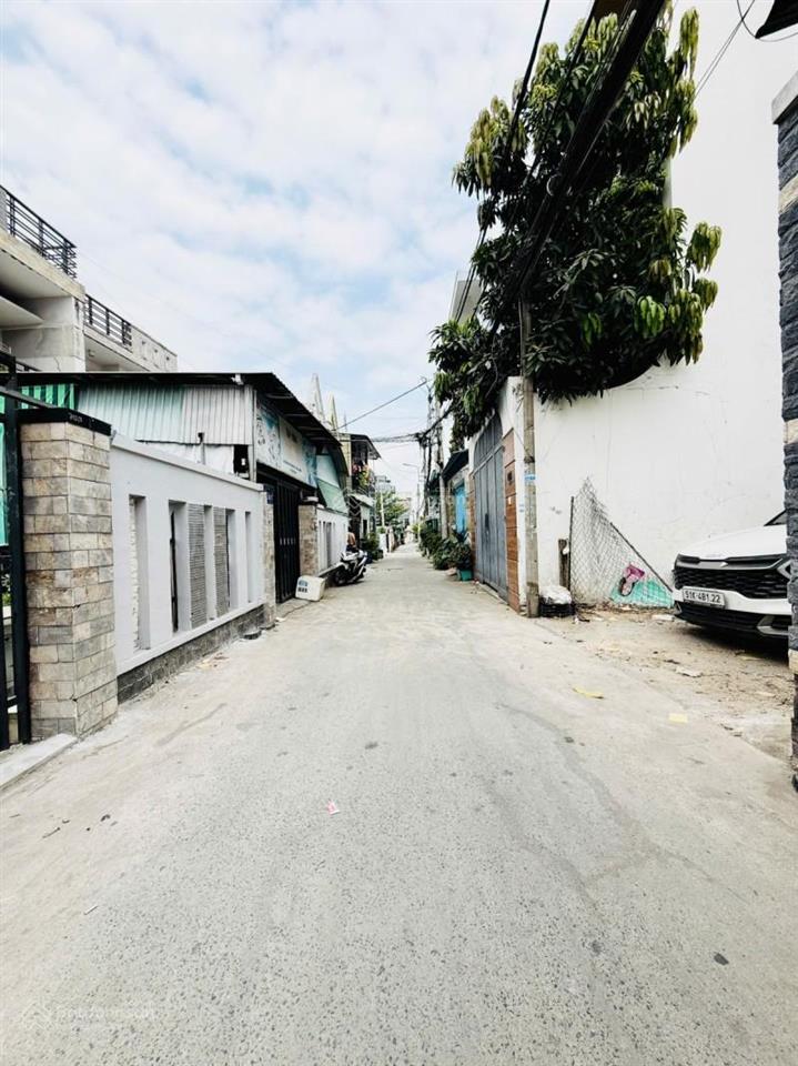 Lô đất đẹp vuông vức  80m2  hẻm ô tô thông lê thị riêng thới an quận 12  giáp gò vấp  4 tỷ 750.