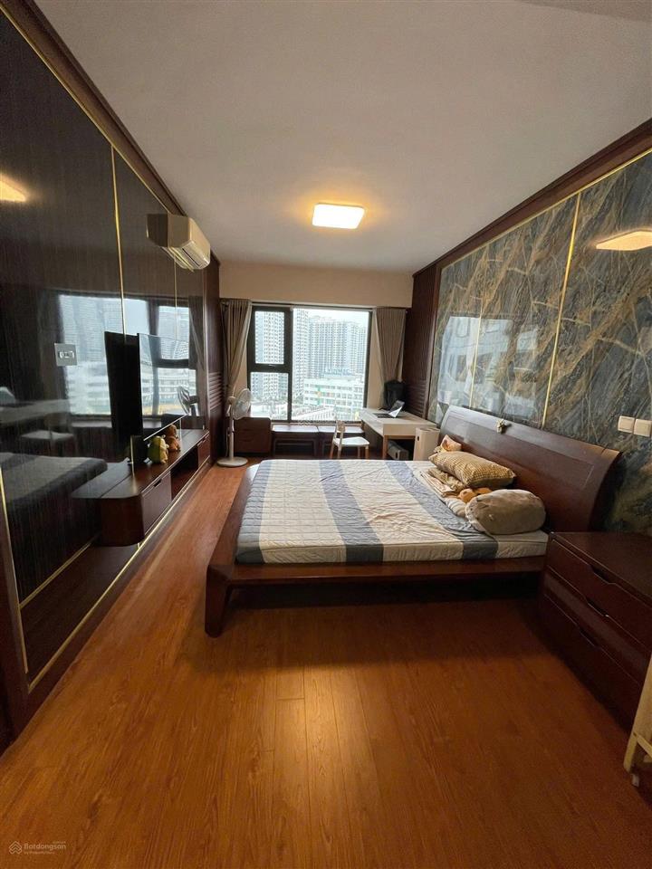 Căn 2 phòng ngủ 82m² giá 8,050 tỷ full đồ, tầng 20, view time city tại imperia sky garden ( trục 17