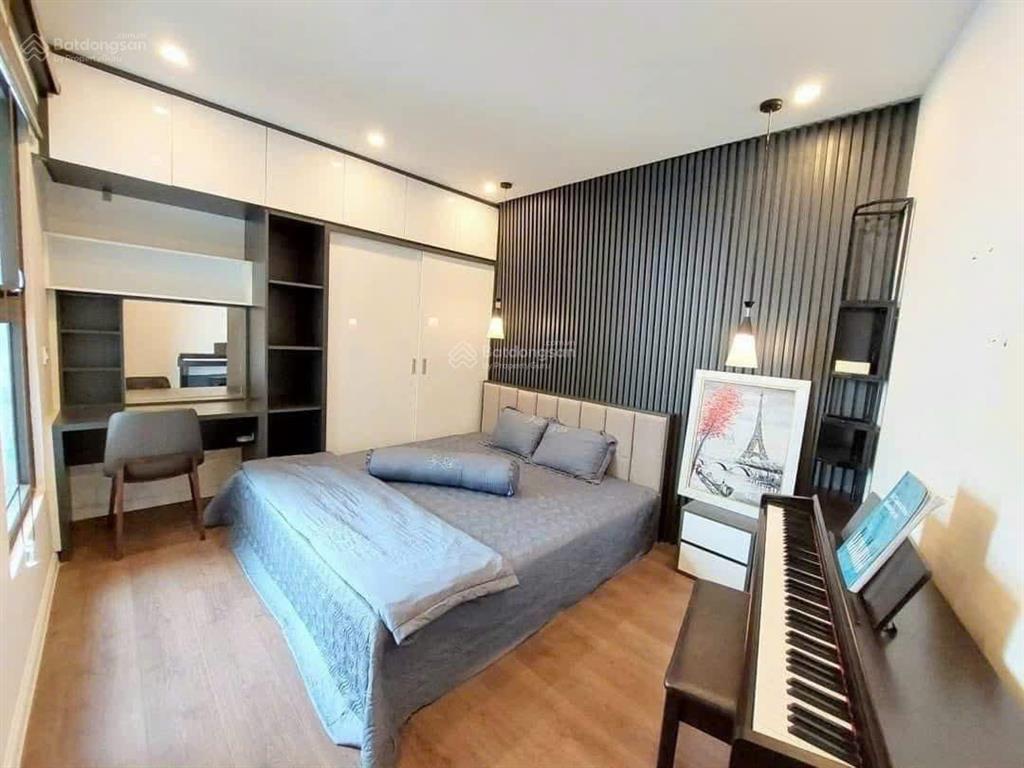 Chị gái bán 2pn nhỏ 63m² giá 5,5 tỷ tầng trung, view thoáng tại imperia sky garden