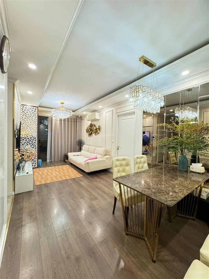 Cần bán 2 phòng ngủ 82m2 giá 7.15 tỷ full đồ, sẵn sổ tại imperia sky garden ( giá tốt tt )