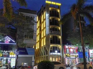 Mặt phố nguyễn khuyến, hà đông, lô góc 3 mặt  7 tầng  thang máy  dt 80m2. giá tt