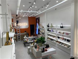 Mặt phố lê hồng phong, kinh doanh sầm uất. dt 70m2,mt 5m. giá 22x tỷ