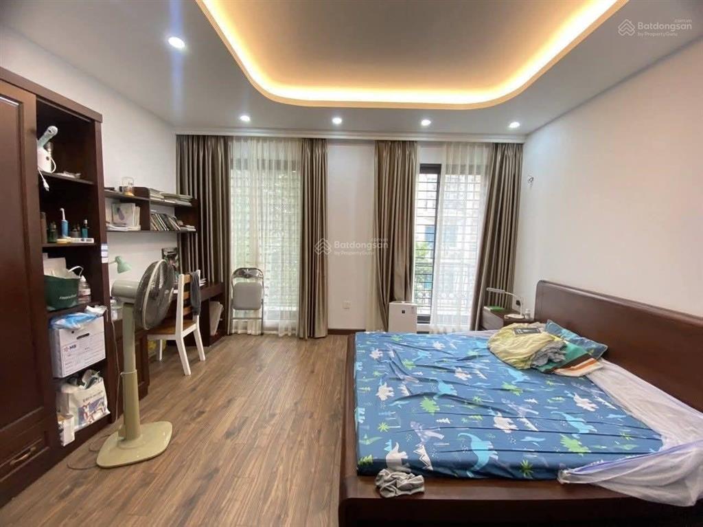 Liền kề phùng khoang, vỉa hè rộng, kd. dt 75m2,5 tầng, mt 5m. giá 19x tỷ