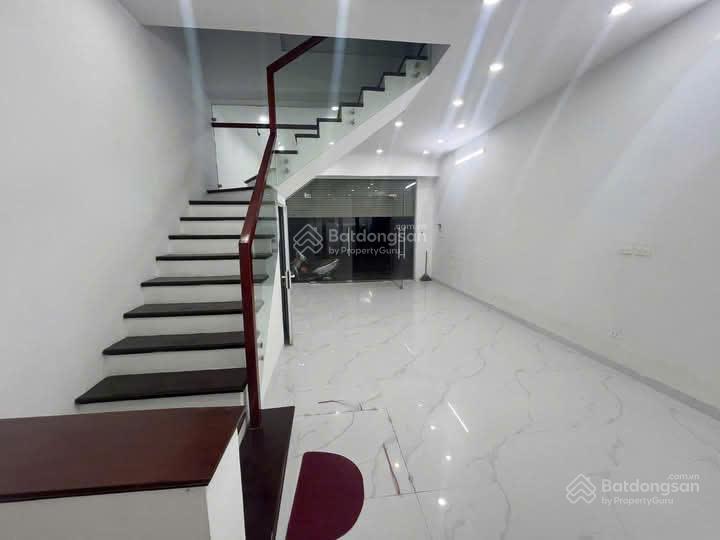 Mỗ lao  hà đông. ô tô tránh  kd. 50m2 x 5 tầng x mt 5m. giá 17x tỷ