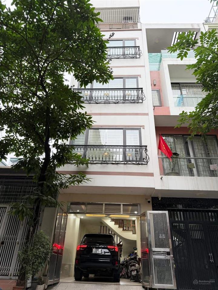 Sát trường vạn bảo,vạn phúc.phân lô,vỉa hè,gra ô tô,dt 50m2,4 tầng.giá 16x tỷ