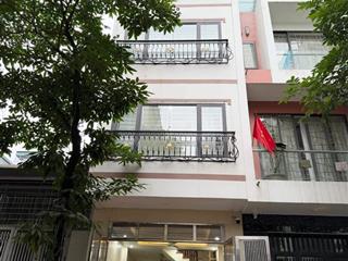 Sát trường vạn bảo,vạn phúc.phân lô,vỉa hè,gra ô tô,dt 50m2,4 tầng.giá 16x tỷ
